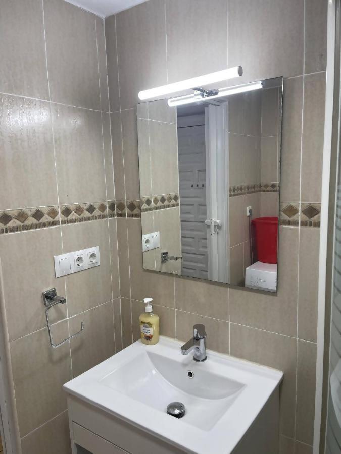 Apartamento Centrico Plazamar 4 Piscina Torre Del Mar Luaran gambar