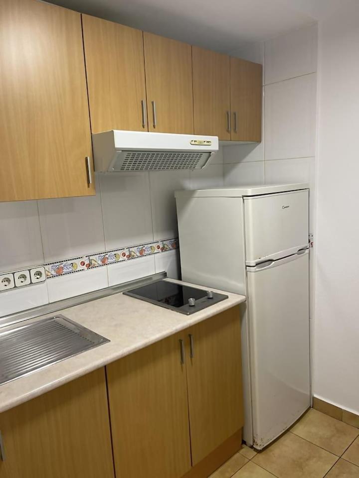 Apartamento Centrico Plazamar 4 Piscina Torre Del Mar Luaran gambar