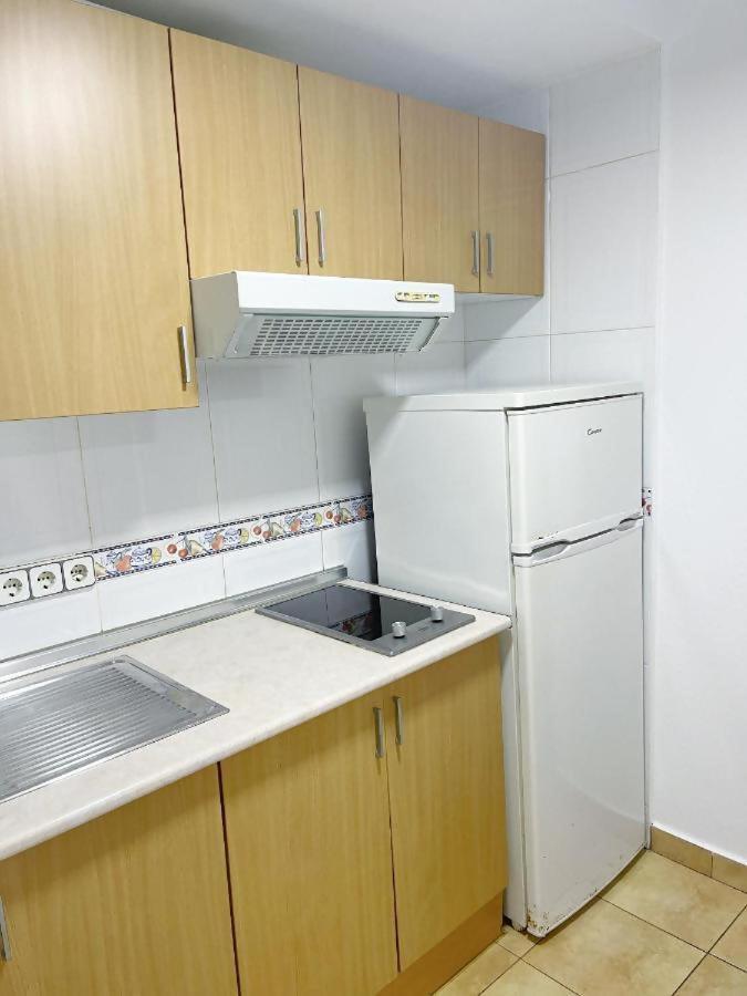 Apartamento Centrico Plazamar 4 Piscina Torre Del Mar Luaran gambar