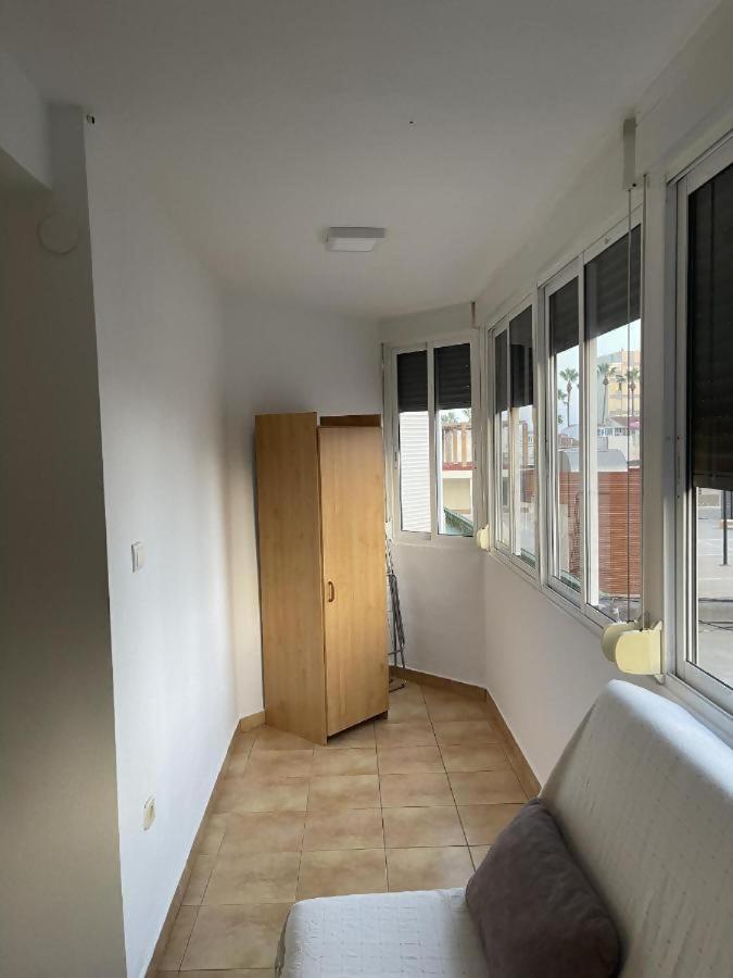 Apartamento Centrico Plazamar 4 Piscina Torre Del Mar Luaran gambar
