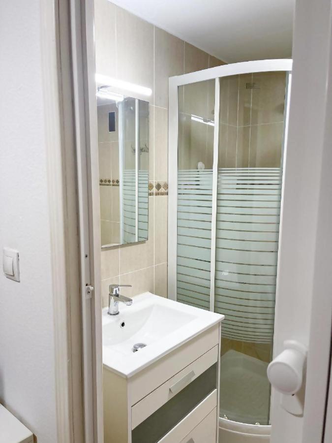 Apartamento Centrico Plazamar 4 Piscina Torre Del Mar Luaran gambar